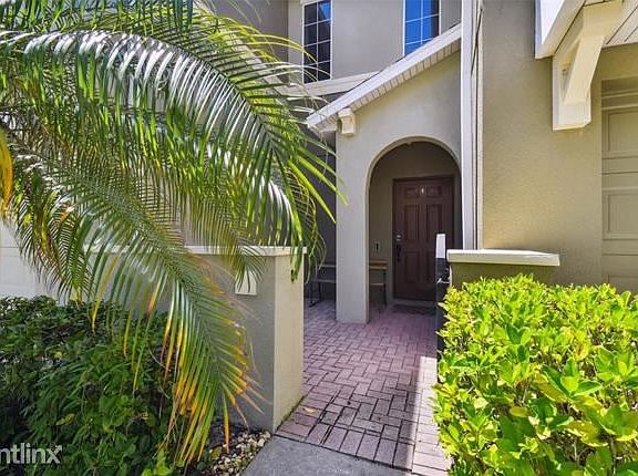 3rd image of 2941R Willowleaf Ln