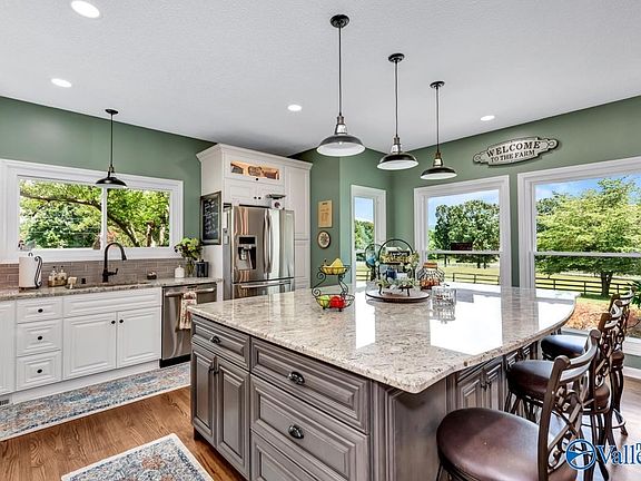 3rd image of 132 Blooming Acres Ln