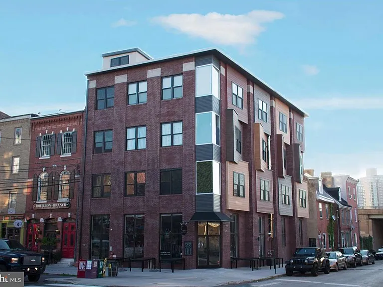 701 N 2nd St #4R — Photo 1