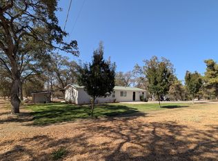 34904 Bronco Ln, Squaw Valley, CA 93675