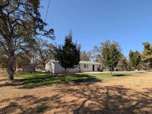 34904 Bronco Ln, Squaw Valley, CA 93675