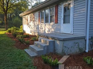 2407 Geer Hwy, Marietta, SC 29661