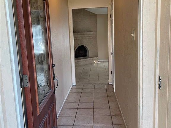 4th image of 814 Saint Dominic Ct