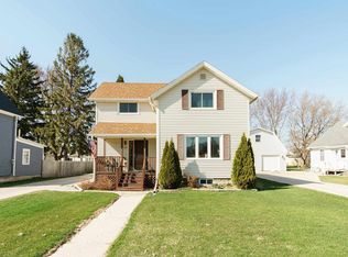 628 E Franklin St, Waupun, WI 53963
