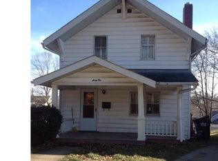 62 W High St, New Concord, OH 43762