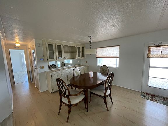 5th image of 8685 Crown Dr