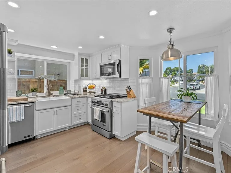 24662 Jeremiah Dr — Photo 15