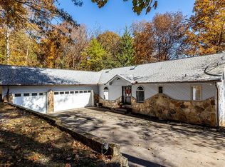 11458 Couch Mill Rd, Knoxville, TN 37931