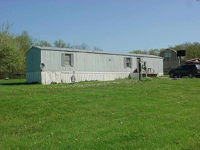 2nd image of 210 Nevada Rd