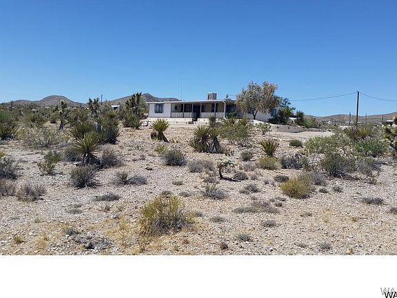 2nd image of 1560 W Sugarloaf Dr
