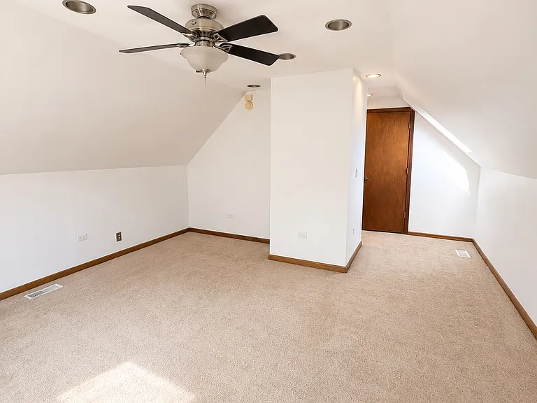 3108 N Saint Louis Ave #2 — Photo 20