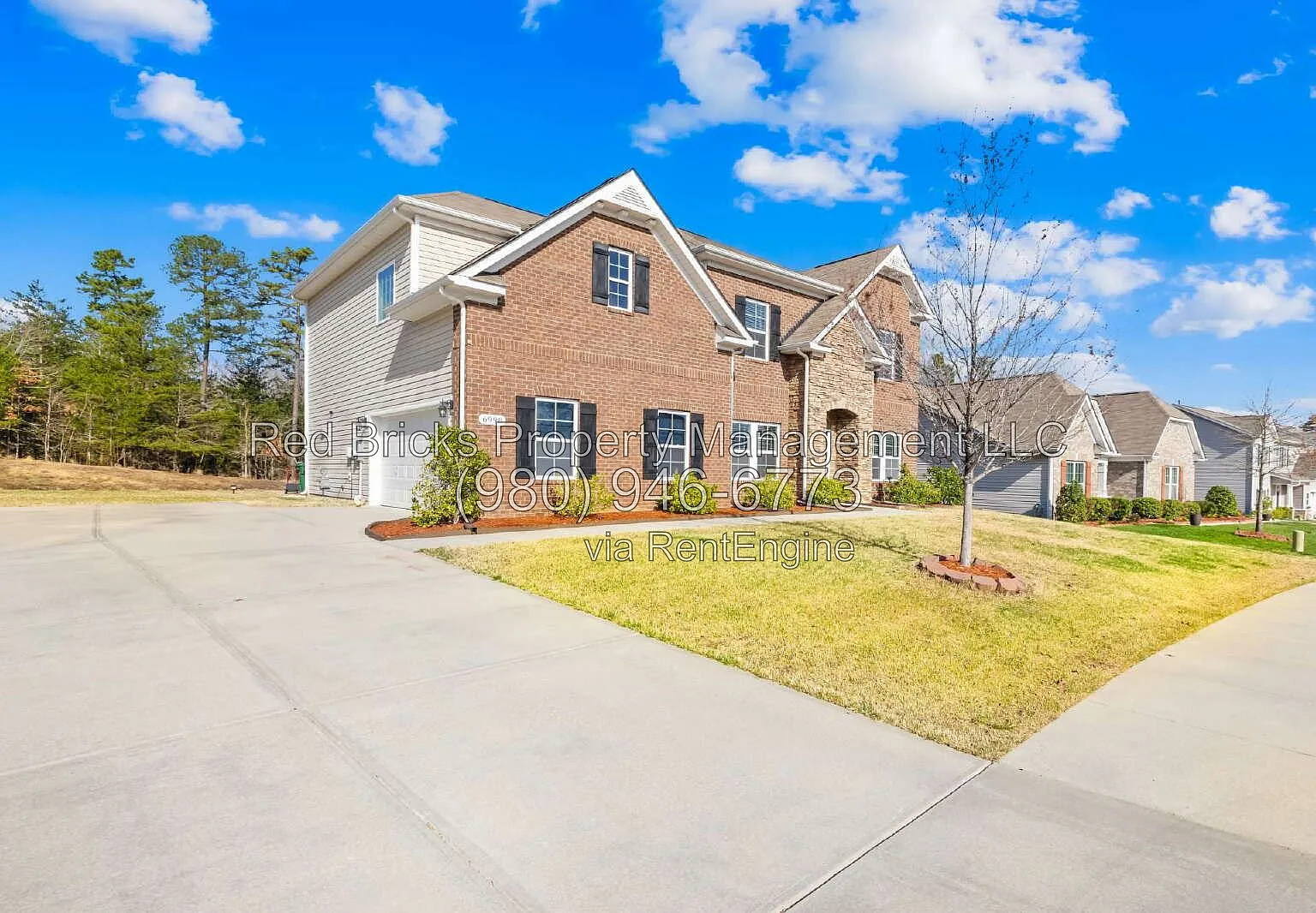 5 bed, 3.0 bath, 3168 sqft, $2,995 — Photo 2