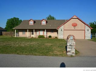 1313 S 221st Ave W, Sand Springs, OK 74063