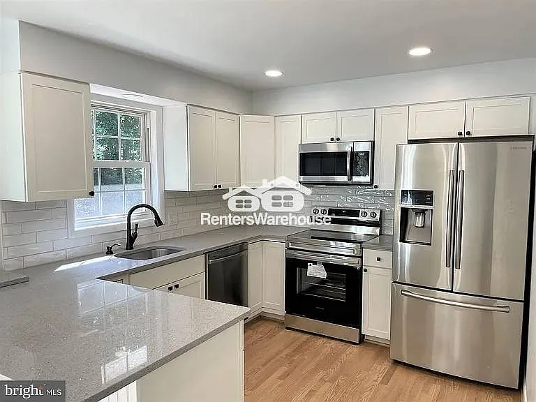 Available Now - Broadneck Schools -Cape St Clair — Photo 2
