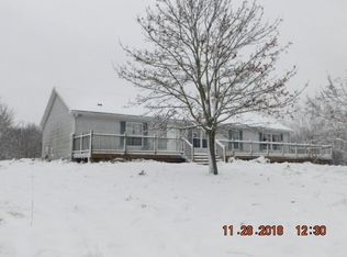 4691 E Sterling Rd, Jonesville, MI 49250