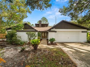 13603 Wilkes Dr, Tampa, FL 33618