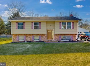 6903 Harewood Park Dr, Middle River, MD 21220