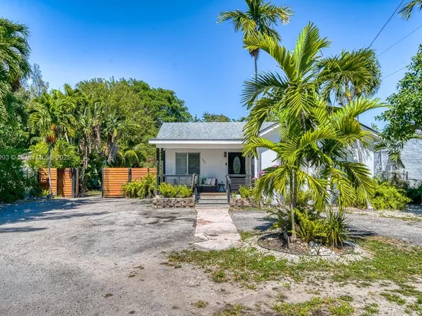 555 NW 88th St, Miami, FL 33150