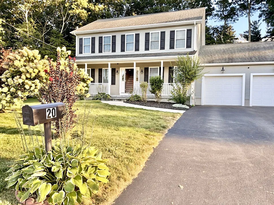 20 Boulder Dr