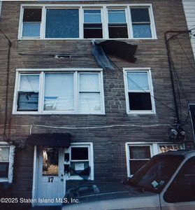 17 Holland Ave, Staten Island, NY, 10303