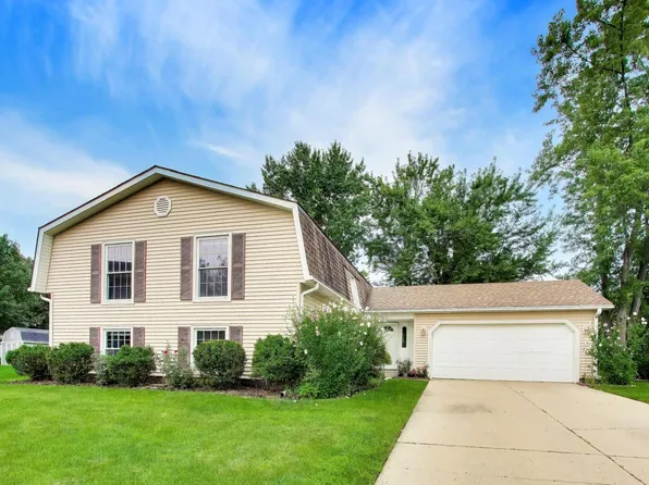 4500 Sundance Ct, Hoffman Estates, IL 60192