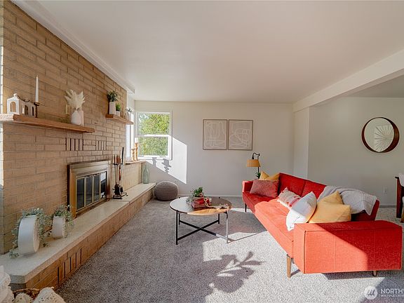 4th image of 5424 163rd Avenue SE