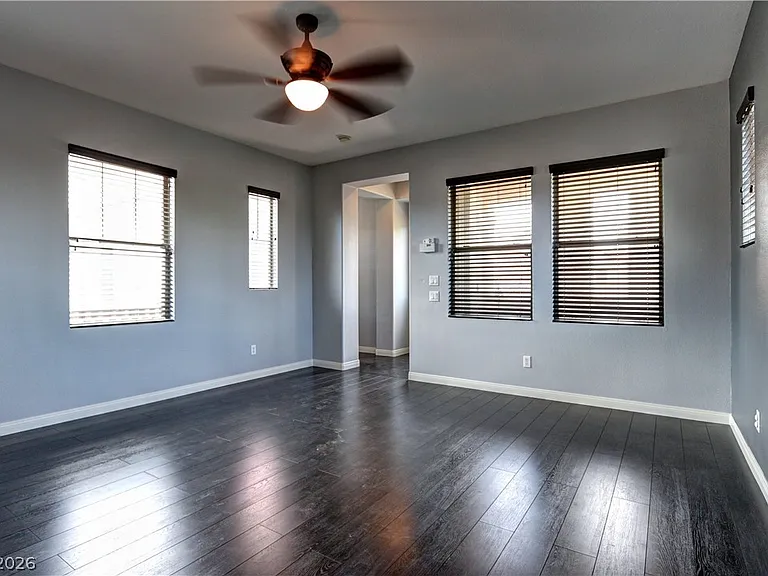 10471 Foggy Glen Ave — Photo 17