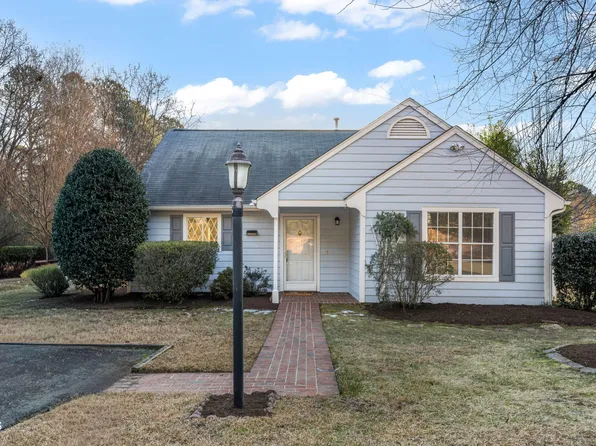 105 Albany Poin, Chapel Hill, NC 27517