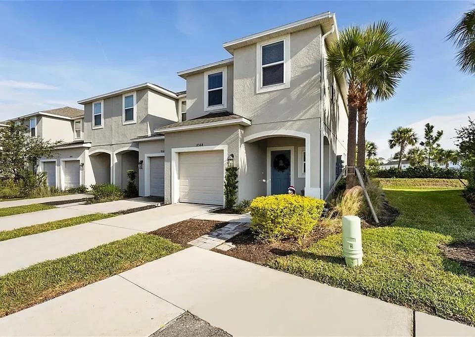 8556 Lunar Skye St