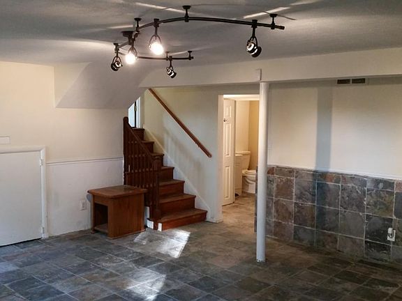 4th image of 3133 Creswell Dr