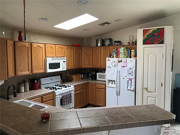 5th image of 1430 Terrace Dr