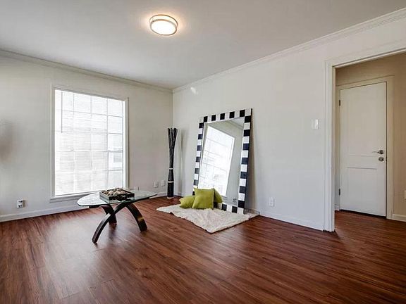 4th image of 1805 NW Dallas St