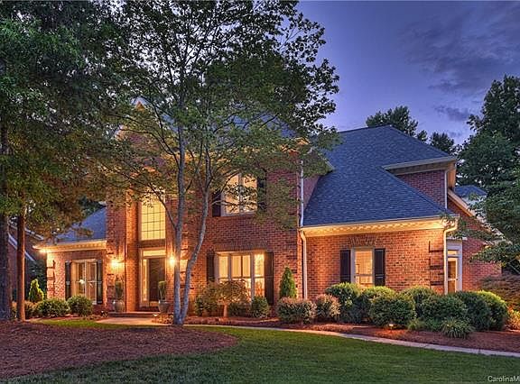 2nd image of 7225 Meadow Run Ln