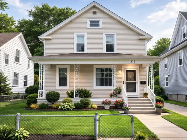 312 S Spencer St, Aurora, IL 60505