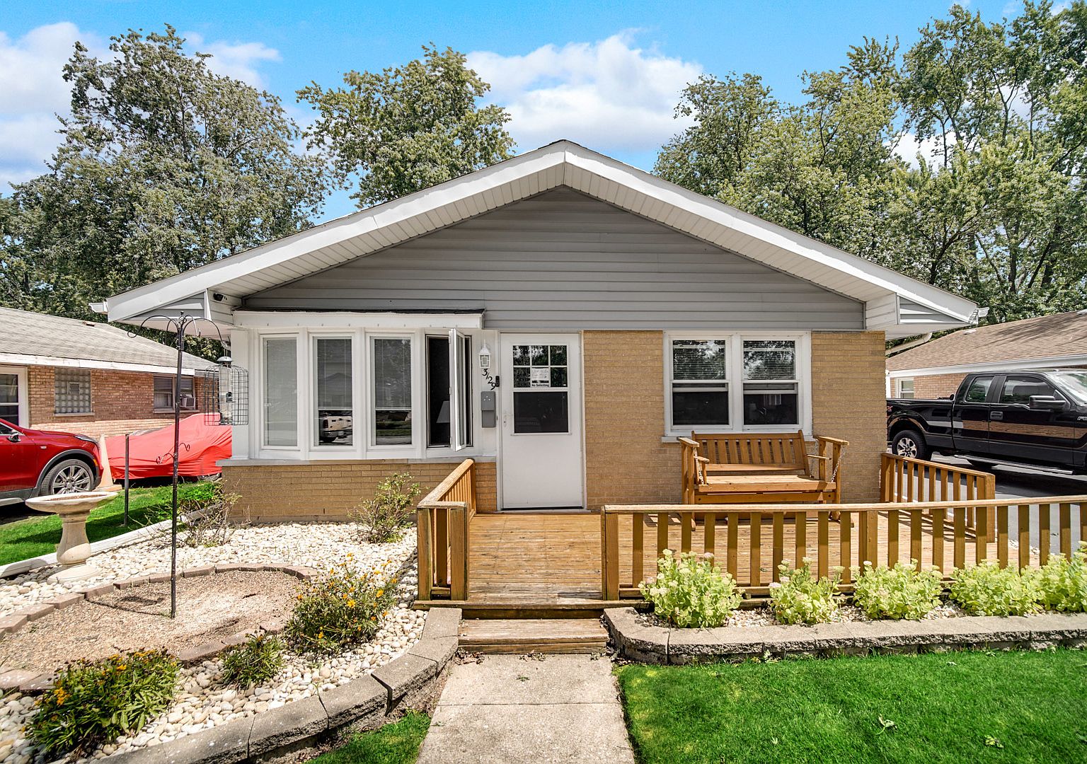3129 Phillips Ave, Steger, IL 60475 | Zillow