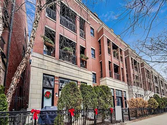 3rd image of 3014 N Sheffield Ave APT 4N