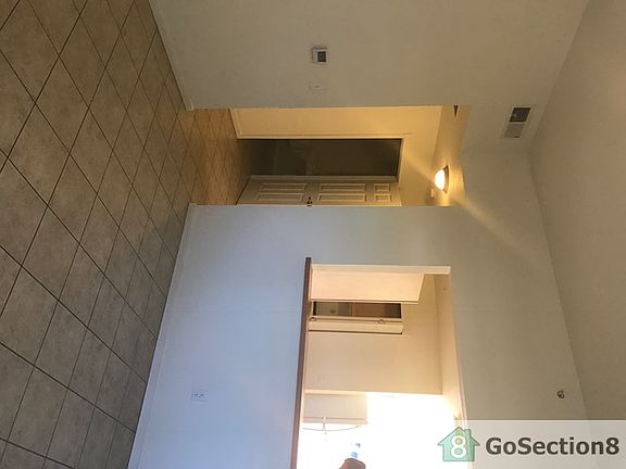 3rd image of 517 San Pablo St SE