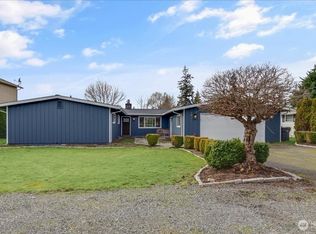 8924 48th Dr NE, Marysville, WA