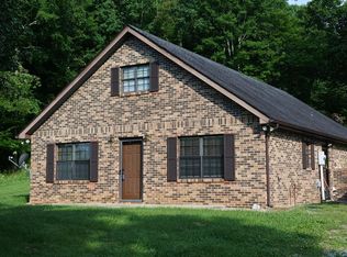 2020 Rocky Mound Rd, Livingston, TN 38570
