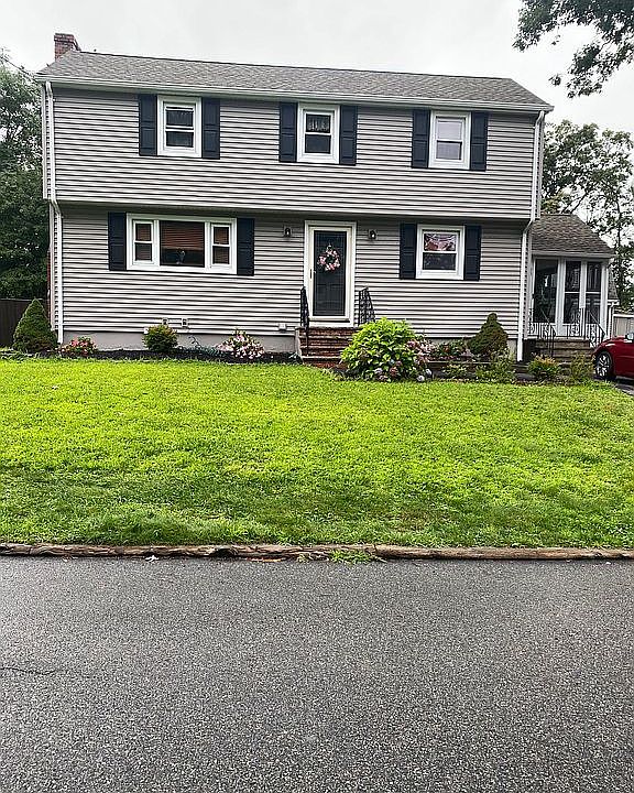 2nd image of 30 Rumford Park Ave