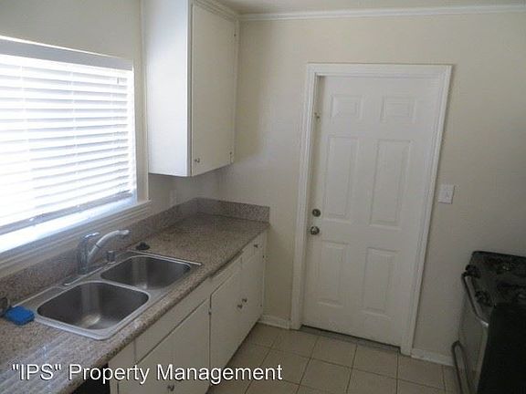 2nd image of 4050 N Safford Ave