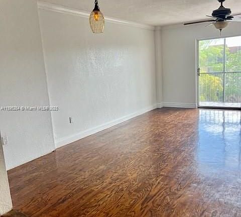 3rd image of 4158 Inverrary Dr APT 506