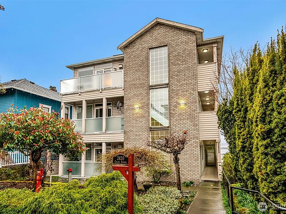 2nd image of 2420 Grand Avenue #301