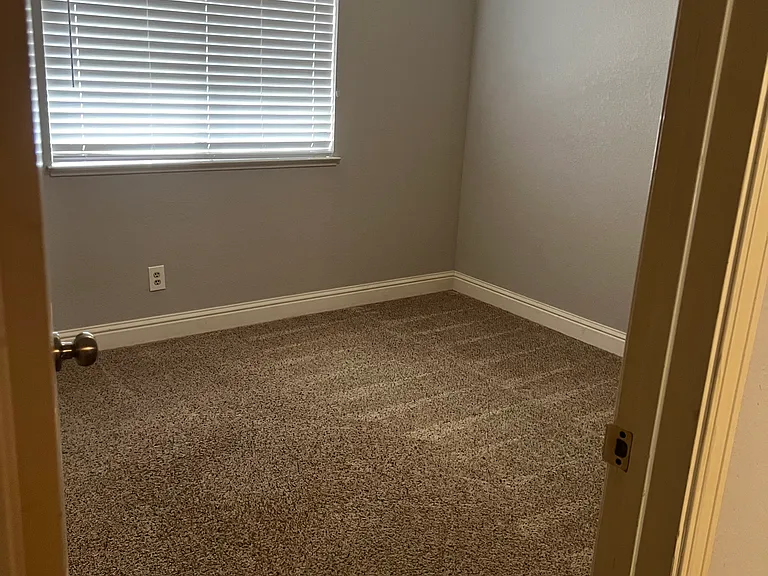 2220 Orchard Park Way — Photo 9