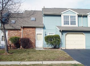 63 Avebury Pl, Somerset, NJ 08873