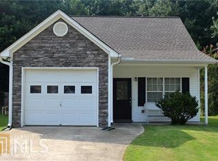 561 Lakeview Dr, Canton, GA 30114