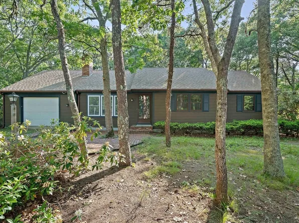 775 Lumbert Mill Rd, Barnstable, MA 02630