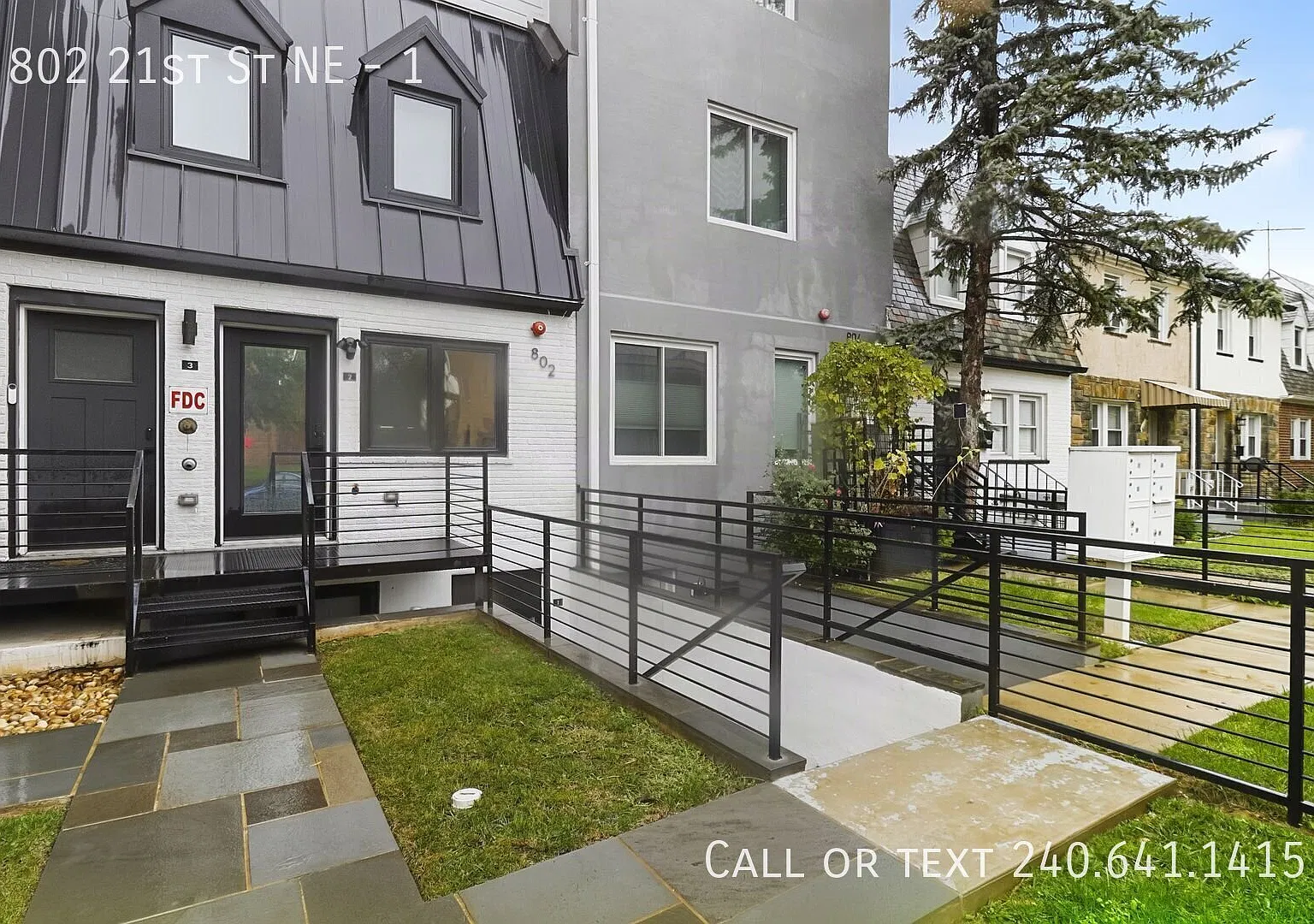 802 21st St NE — Photo 1