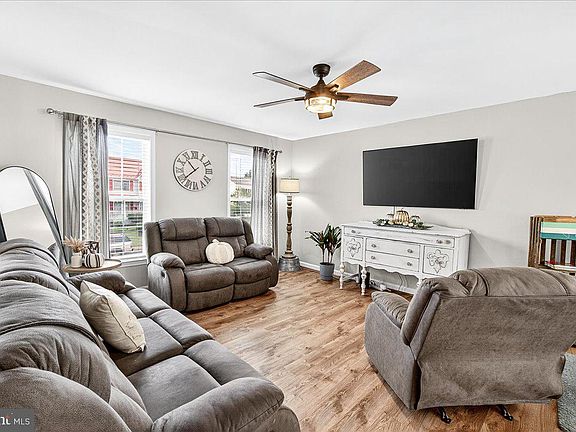 5th image of 120 Victor Dr