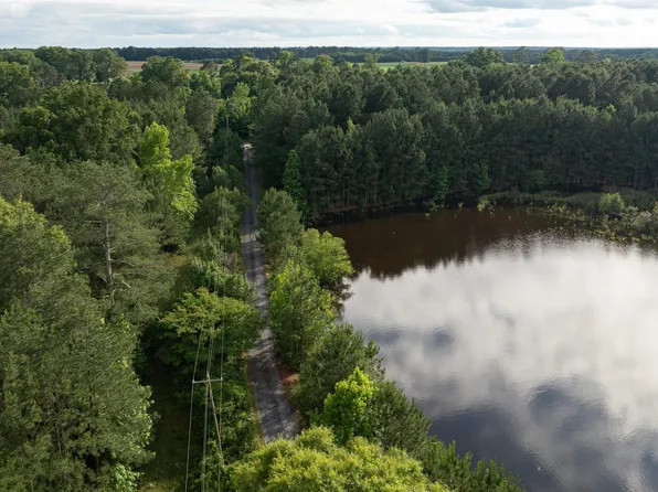 38 Crowder Rd, Kinards, SC 29355